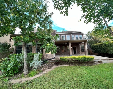 7007 Fall Creek Lane - Photo Thumbnail 23