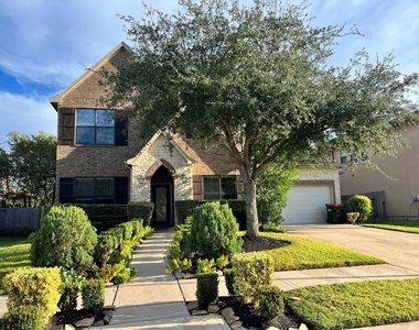 7007 Fall Creek Lane - Photo Thumbnail 1