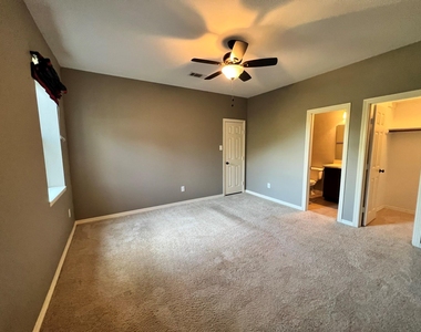 7007 Fall Creek Lane - Photo Thumbnail 46