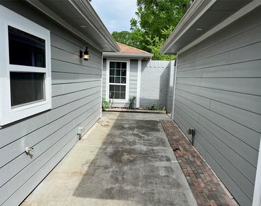17511 Glenhew Road - Photo Thumbnail 10