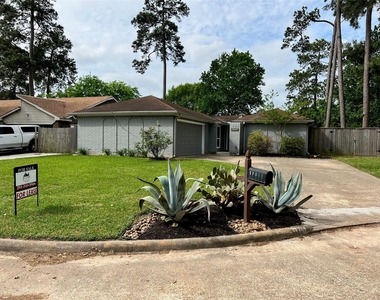 17511 Glenhew Road - Photo Thumbnail 2