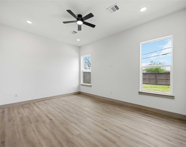 7555 Calhoun Street - Photo Thumbnail 12