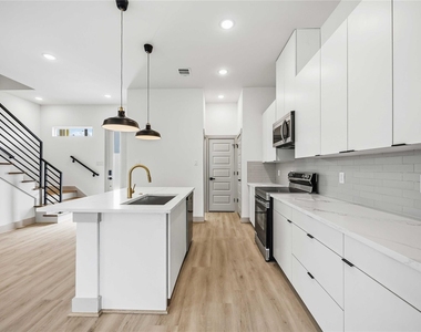 7555 Calhoun Street - Photo Thumbnail 9