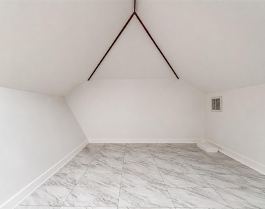 2608 Rosewood Street - Photo Thumbnail 23