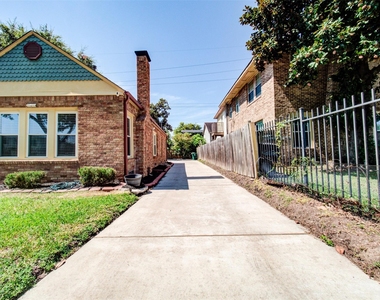 2608 Rosewood Street - Photo Thumbnail 25