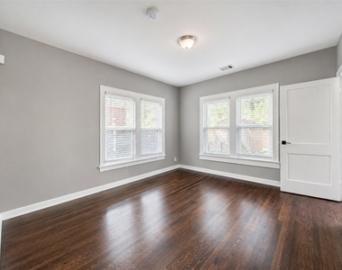 2608 Rosewood Street - Photo Thumbnail 20