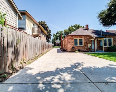 2608 Rosewood Street - Photo Thumbnail 32