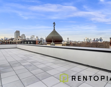 209 North 11th Street - Photo Thumbnail 8