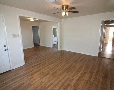 110 14th Street N - Photo Thumbnail 2