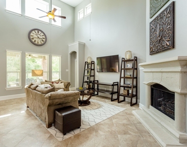3529 Firenze Drive - Photo Thumbnail 9