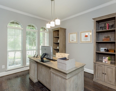 3529 Firenze Drive - Photo Thumbnail 3