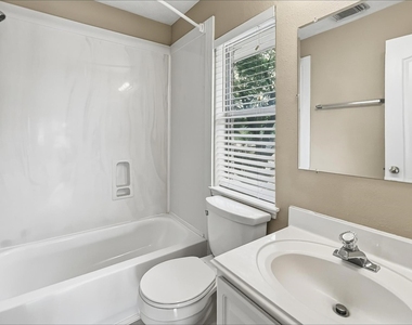 17507 Whispering Star Court - Photo Thumbnail 14