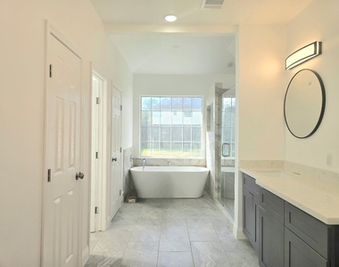 20315 Lakeland Falls Drive - Photo Thumbnail 15