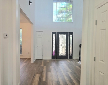 20315 Lakeland Falls Drive - Photo Thumbnail 4
