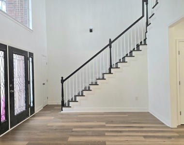 20315 Lakeland Falls Drive - Photo Thumbnail 7