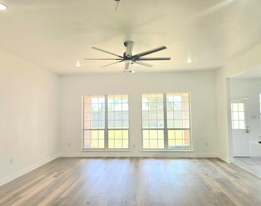 20315 Lakeland Falls Drive - Photo Thumbnail 6