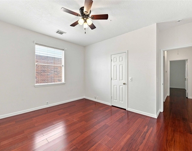6138 Kristen Park Lane - Photo Thumbnail 15