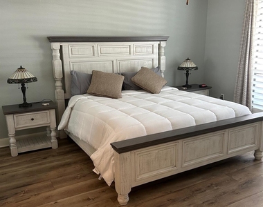 2299 Lone Star Drive - Photo Thumbnail 12