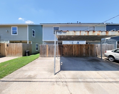 12330 Ormandy Street - Photo Thumbnail 2