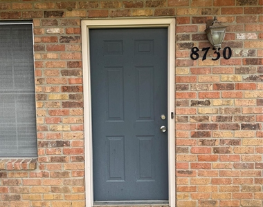 8730 Glen Meadow Lane - Photo Thumbnail 1