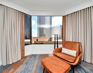 1300 Lamar Street - Photo Thumbnail 36