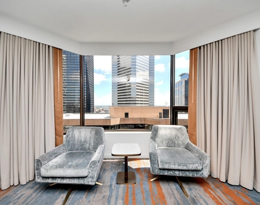 1300 Lamar Street - Photo Thumbnail 9