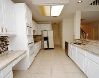 1803 Willow Lakes Drive - Photo Thumbnail 34
