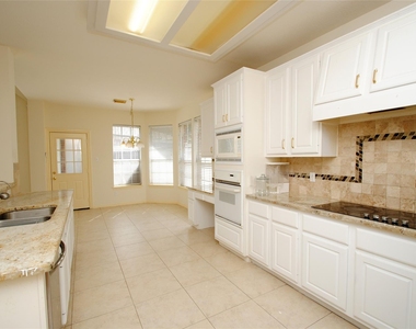 1803 Willow Lakes Drive - Photo Thumbnail 11