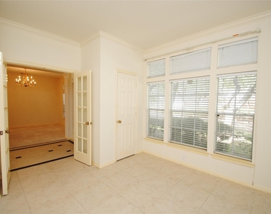 1803 Willow Lakes Drive - Photo Thumbnail 37