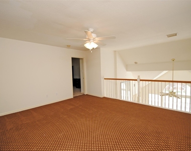 1803 Willow Lakes Drive - Photo Thumbnail 20