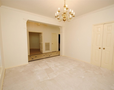 1803 Willow Lakes Drive - Photo Thumbnail 2