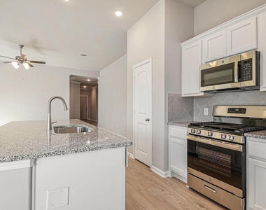 11412 Natalia Lane - Photo Thumbnail 2