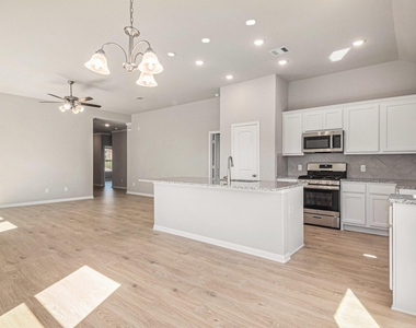 11412 Natalia Lane - Photo Thumbnail 5