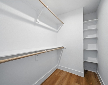 8114 Count Street - Photo Thumbnail 22
