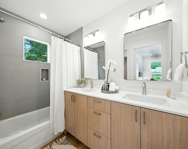 8114 Count Street - Photo Thumbnail 15
