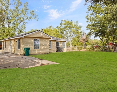 1210 Scott Street - Photo Thumbnail 8