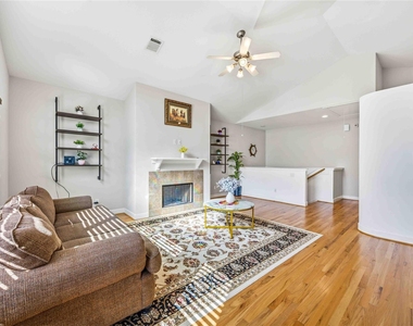 3635 Main Plaza Drive - Photo Thumbnail 1