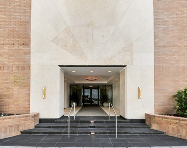 1300 Lamar Street Street - Photo Thumbnail 29
