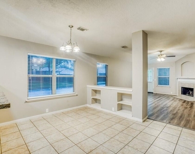 10403 Falling River Drive - Photo Thumbnail 3