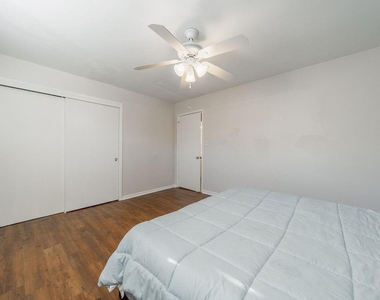 4723 Merwin Street - Photo Thumbnail 10