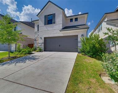 617 Buckaroo Drive - Photo Thumbnail 3