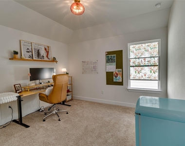 617 Buckaroo Drive - Photo Thumbnail 21