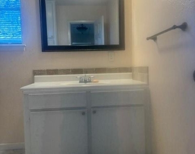 119 Anna Street - Photo Thumbnail 22
