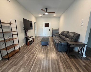 8049 Ritz Street - Photo Thumbnail 2
