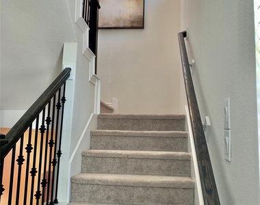 8604 Cedardale Park Drive - Photo Thumbnail 14