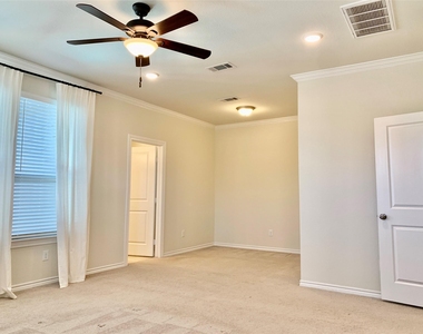 8604 Cedardale Park Drive - Photo Thumbnail 17