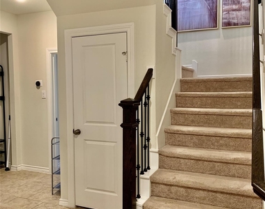 8604 Cedardale Park Drive - Photo Thumbnail 2