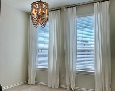 8604 Cedardale Park Drive - Photo Thumbnail 21