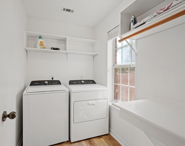 1418 Salem Court - Photo Thumbnail 27