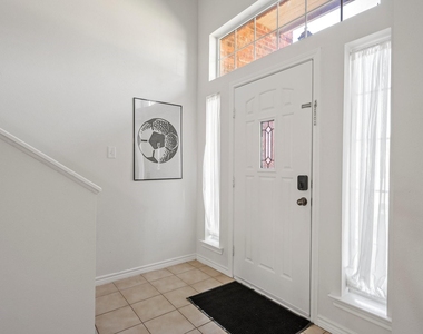 1418 Salem Court - Photo Thumbnail 18